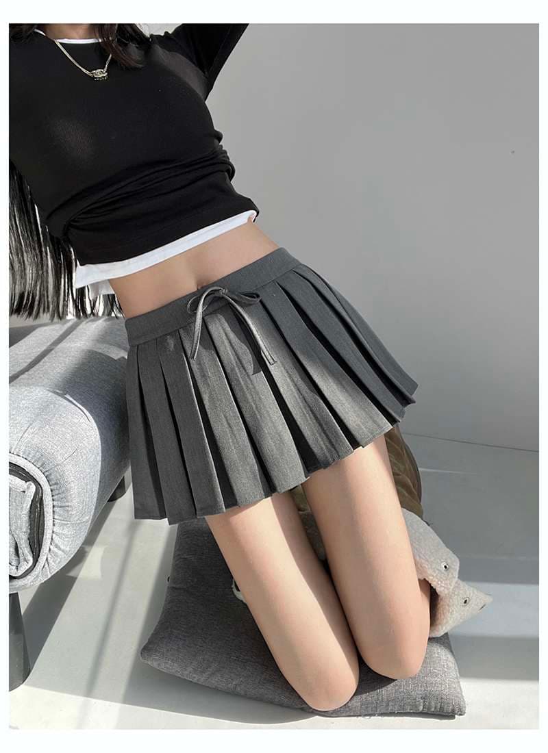 ふんわり学生服風プリーツキュロットスカート