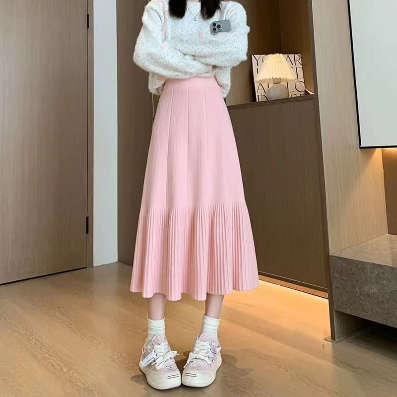 長い丈の優美プリーツキュロットスカート
