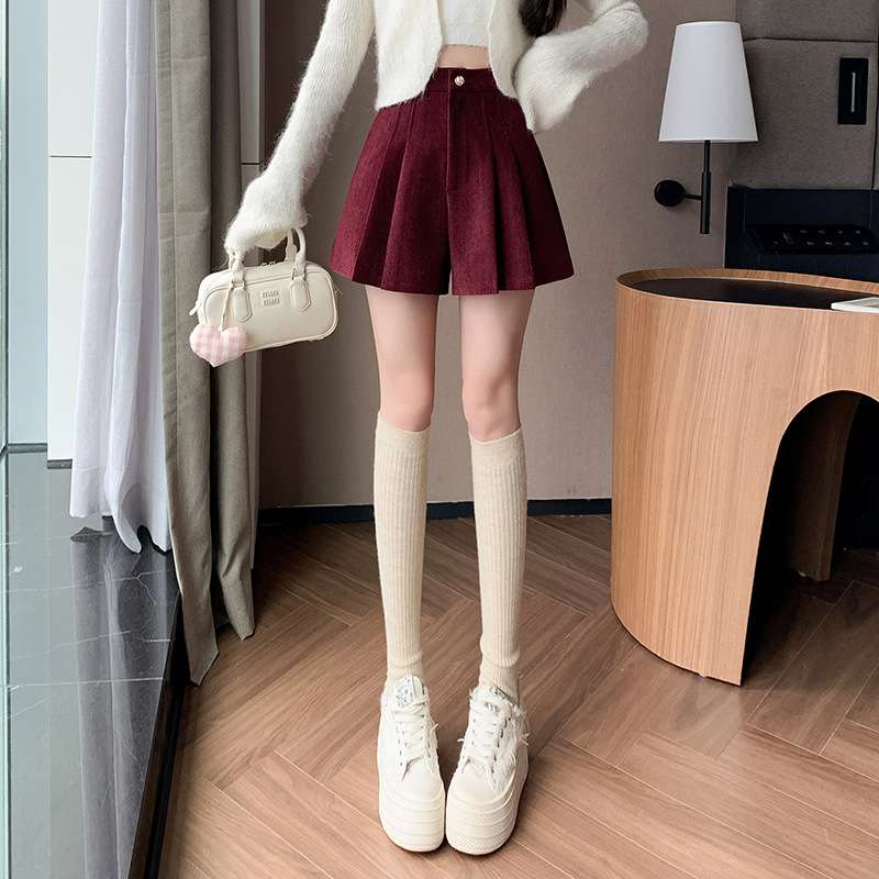 ふんわり可愛いプリーツキュロットスカート